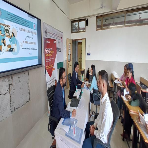 Campus placement organised in collaboration with ICICI Bank